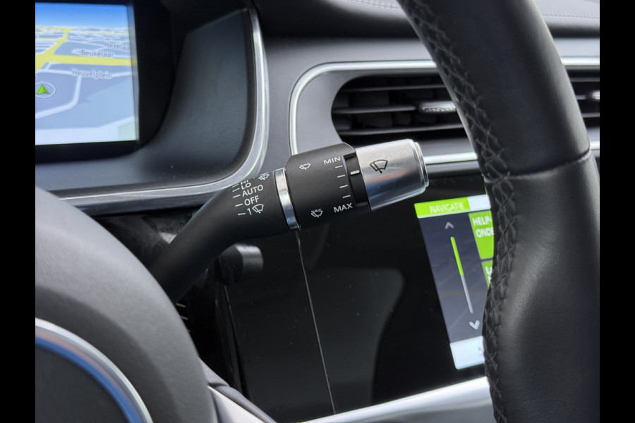 Jaguar I-PACE EV400 pk HSE First Edition 90 kWh AWD Pano-Dak Elektr.+Leer+Memory (Active-Air Suspension-)Luchtvering Matrix-LED Meridian®-Surr Lmv 20" DAB Bluetooth Led Stuur-Stoel-Achterbank-Voorruitverwarming Elek.Achterklep Zeer compleet, nieuwprijs € 106.646,- Origineel Nederlandse Auto