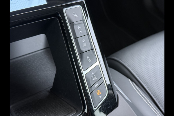 Jaguar I-PACE EV400 pk HSE First Edition 90 kWh AWD Pano-Dak Elektr.+Leer+Memory (Active-Air Suspension-)Luchtvering Matrix-LED Meridian®-Surr Lmv 20" DAB Bluetooth Led Stuur-Stoel-Achterbank-Voorruitverwarming Elek.Achterklep Zeer compleet, nieuwprijs € 106.646,- Origineel Nederlandse Auto