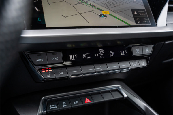 Audi A3 Sportback 45 TFSI e S edition Competition - 2x S-Line l Black-Line l Daytona grijs