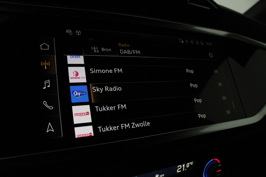 Audi Q3 45 TFSI e S line > 245pk/Trekhaak/Daytona Gray/19 inch