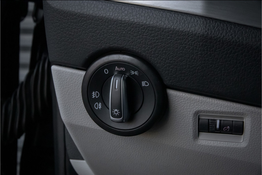 Volkswagen Transporter 2.0 TDI L2H1 DC Highline 204 pk - Xenon - 20 inch