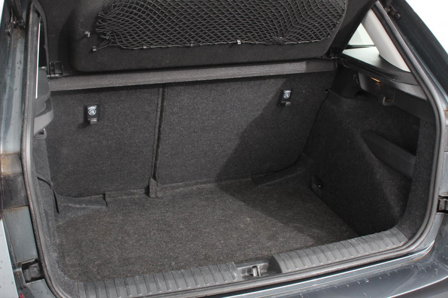 Škoda Kamiq 1.0 TSI 116pk Ambition | Navigatie | Smart link/Apple Carplay/Android auto | Led Verlichting | Airco | Stoelverwarming | PDC Achter