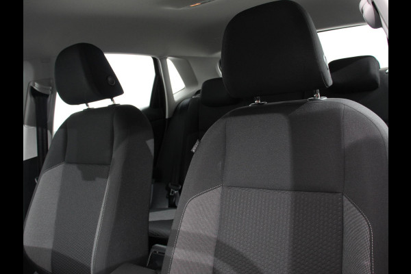 Volkswagen Polo 1.0 TSI DSG Life | Navigatie | Apple Carplay/Android Auto | Climate Control | Digitale Cockpit | Stoelverwarming | Parkeer sensoren | Adaptive Cruise Control | Lichtmetalen Velgen