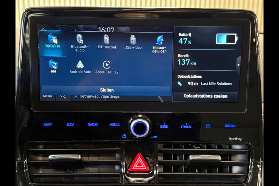 Hyundai IONIQ STYLE EV 38 kWh SOH 93,4% AUT SCHUIFDAK STOEL/ STUURVERWARMING CAMERA NAVIGATIE APPLE CARPLAY CRUISE PDC AIRCO