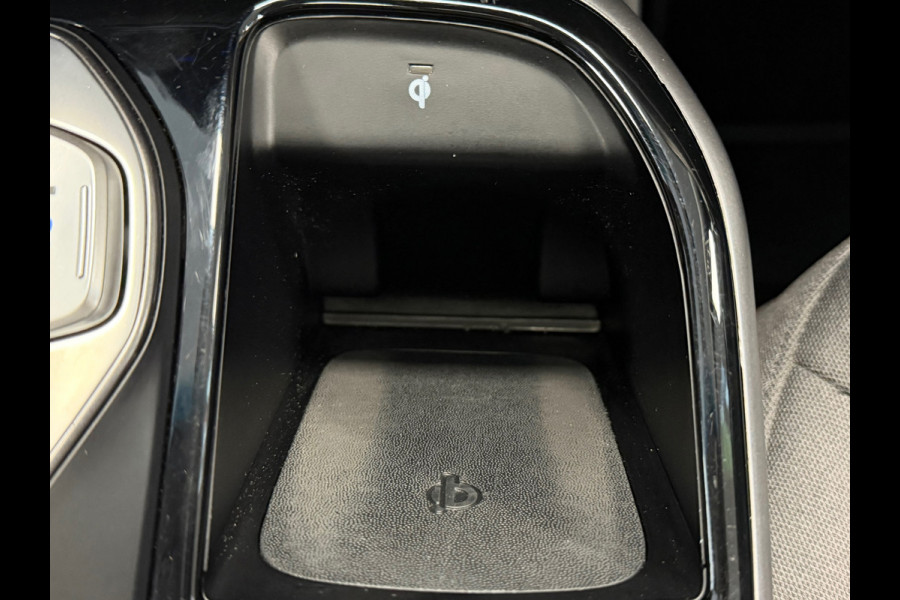 Hyundai IONIQ STYLE EV 38 kWh SOH 93,4% AUT SCHUIFDAK STOEL/ STUURVERWARMING CAMERA NAVIGATIE APPLE CARPLAY CRUISE PDC AIRCO