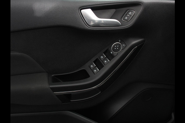 Ford Fiesta 1.0 EcoBoost 155pk Hybrid ST-Line Navigatie | Climate Control | Stoelverwarming | Extra Getint Glas | Cruise Control | Lichtmetalen Velgen