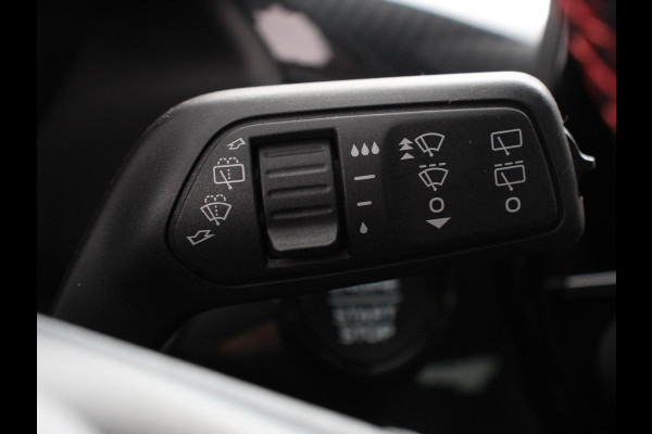 Ford Fiesta 1.0 EcoBoost 155pk Hybrid ST-Line Navigatie | Climate Control | Stoelverwarming | Extra Getint Glas | Cruise Control | Lichtmetalen Velgen