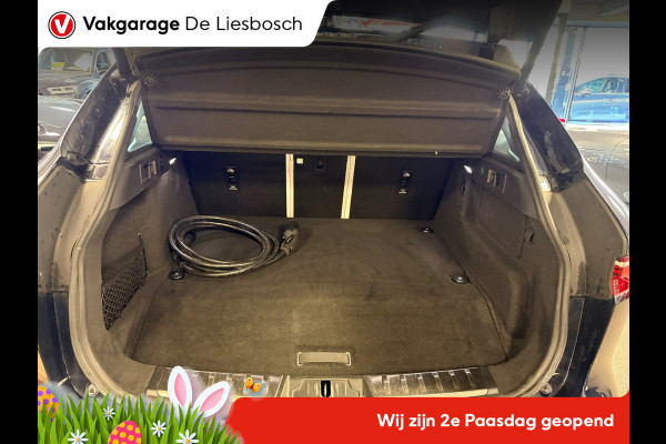 Jaguar F-Pace 2.0 P400e PHEV S / dealer onderhouden / leder / led / camera/ trekhaak / camera