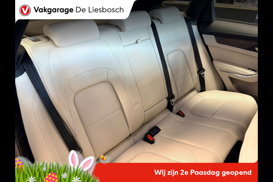 Jaguar F-Pace 2.0 P400e PHEV S / dealer onderhouden / leder / led / camera/ trekhaak / camera