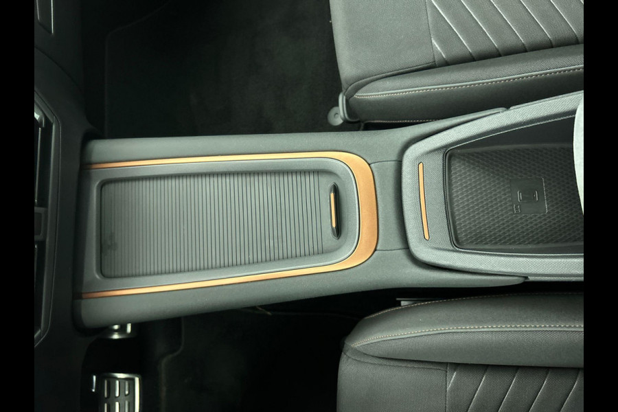 CUPRA Born Business 62 kWh Auto. Navigatie Apple Carplay/ Android Auto Camera Parkeersensoren Adaptive Cruise Control Stoel- en stuurverwarming Full Led Climate Control Lichtmetalen velgen