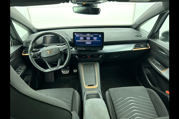 CUPRA Born Business 62 kWh Auto. Navigatie Apple Carplay/ Android Auto Camera Parkeersensoren Adaptive Cruise Control Stoel- en stuurverwarming Full Led Climate Control Lichtmetalen velgen