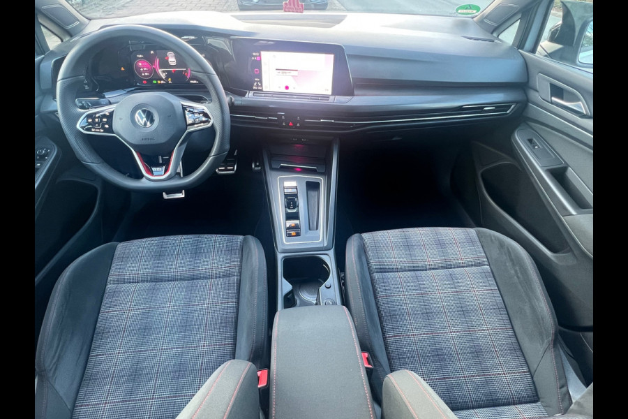 Volkswagen Golf 2.0 TSI GTI Pano/camera/sfeerverlichting .