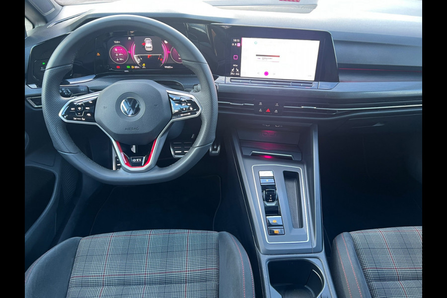 Volkswagen Golf 2.0 TSI GTI Pano/camera/sfeerverlichting .