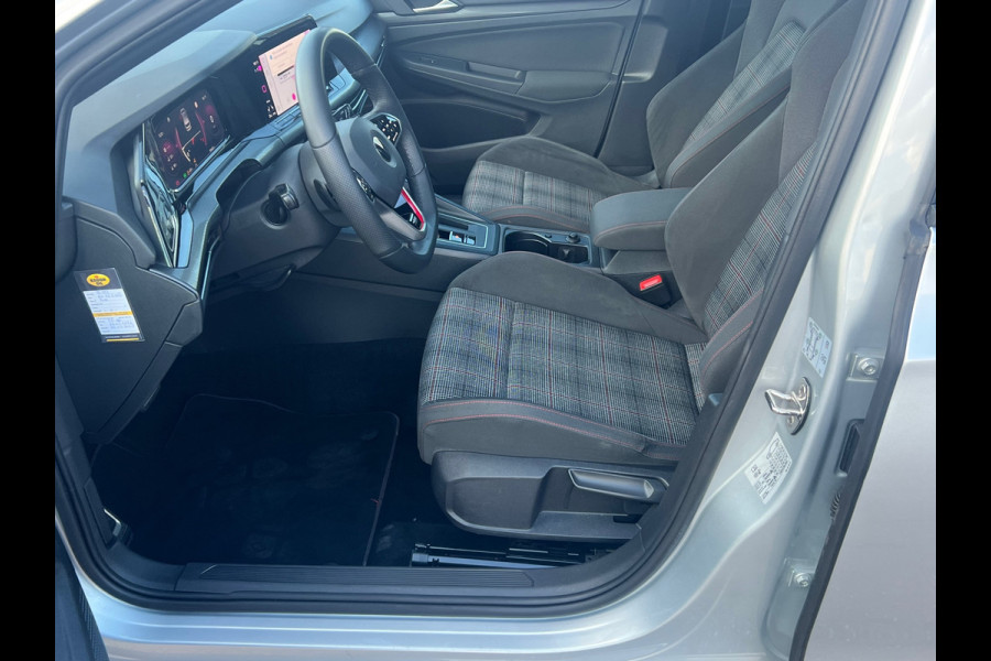 Volkswagen Golf 2.0 TSI GTI Pano/camera/sfeerverlichting .