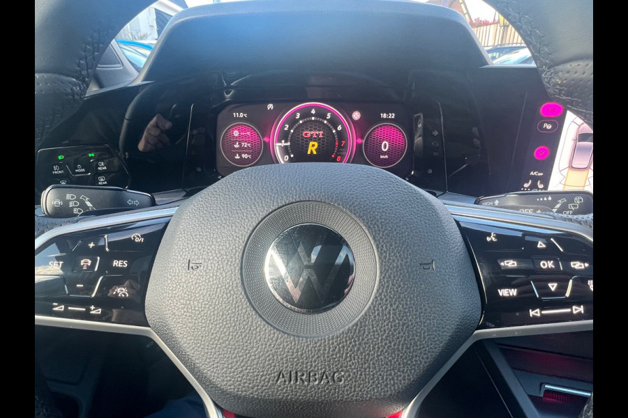 Volkswagen Golf 2.0 TSI GTI Pano/camera/sfeerverlichting .