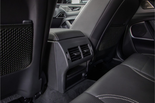 Jaguar XE P300 AWD R-Dynamic HSE Full options