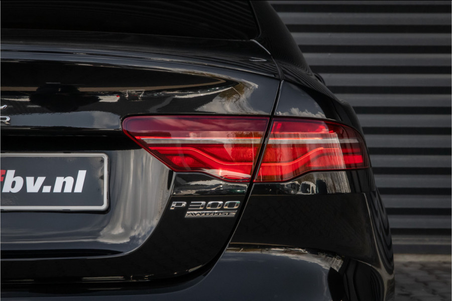Jaguar XE P300 AWD R-Dynamic HSE Full options