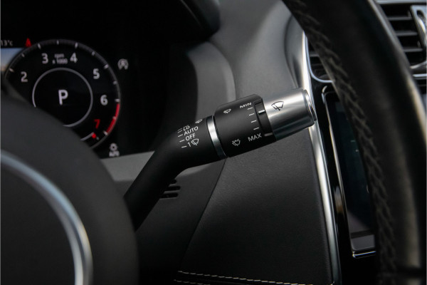 Jaguar XE P300 AWD R-Dynamic HSE Full options