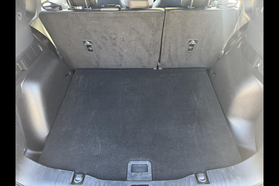 Ford Kuga 2.5 PHEV ST-Line X | SCI | 243pk Winterpack | Adaptieve Cruise | AGR stoelen | Elektrische Achterklep | 2.100kg Trekgewicht | Nederlandse auto | B&O Audio