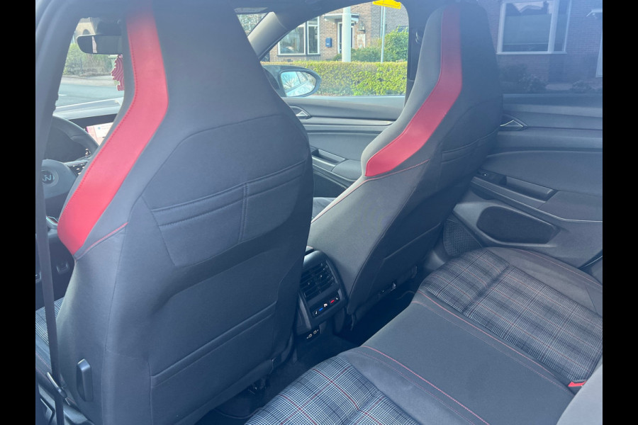 Volkswagen Golf 2.0 TSI GTI Pano/camera/sfeerverlichting .