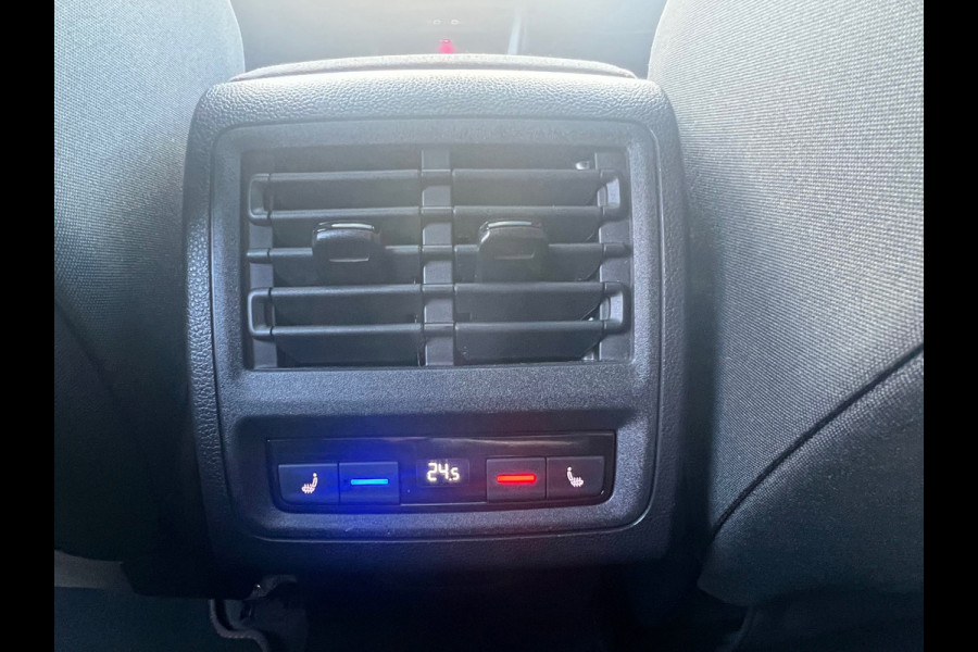 Volkswagen Golf 2.0 TSI GTI Pano/camera/sfeerverlichting .