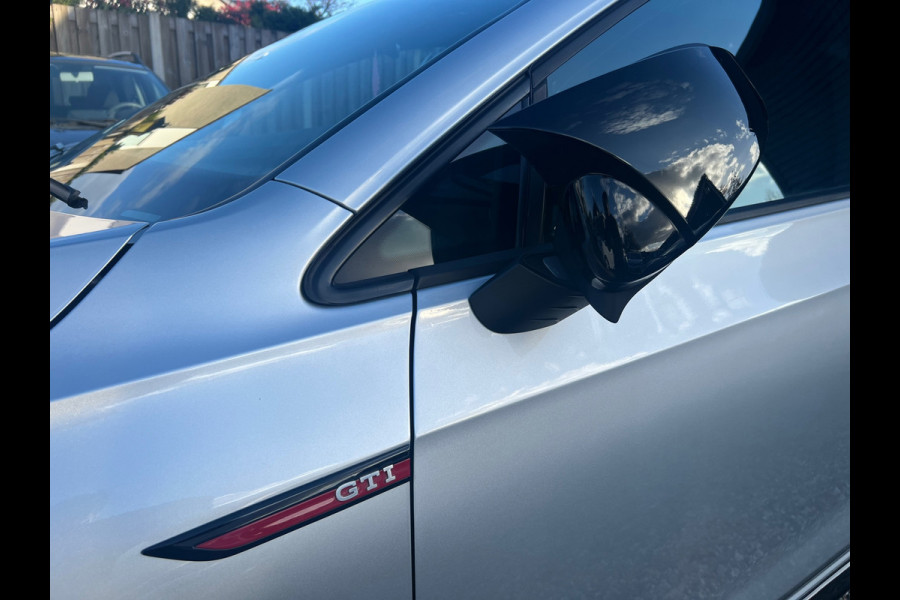 Volkswagen Golf 2.0 TSI GTI Pano/camera/sfeerverlichting .
