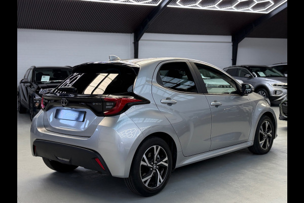 Toyota Yaris 1.5 Hybrid Dynamic CarPlay Camera
