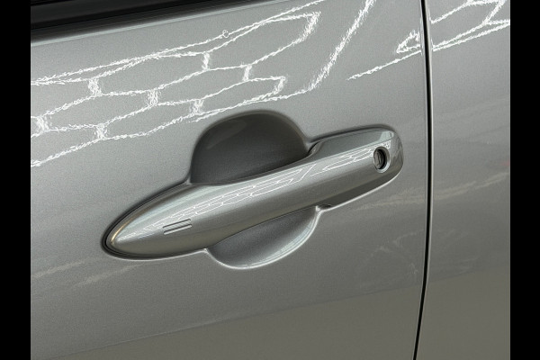 Toyota Yaris 1.5 Hybrid Dynamic CarPlay Camera