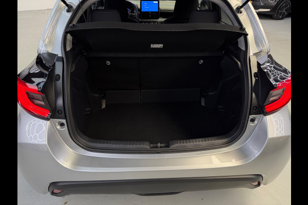 Toyota Yaris 1.5 Hybrid Dynamic CarPlay Camera