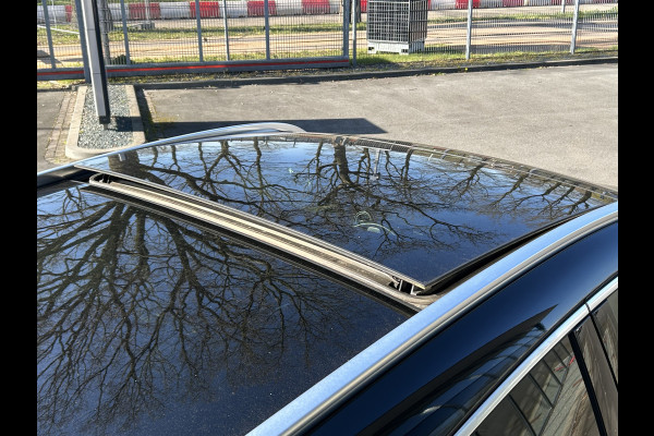 Mercedes-Benz GLA 250e // Panoramadak // Memory // MultiBeam LED // Carplay // Keyless // Augmented Reality Sfeerverlichting