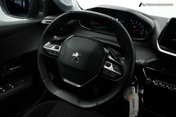Peugeot 208 1.2 PureTech Active Pack Sport (APPLE CARPLAY,LED VERLICHTING,SPORTSTOELEN,CLIMATE,CRUISE,LM-VELGEN,NIEUWE APK)
