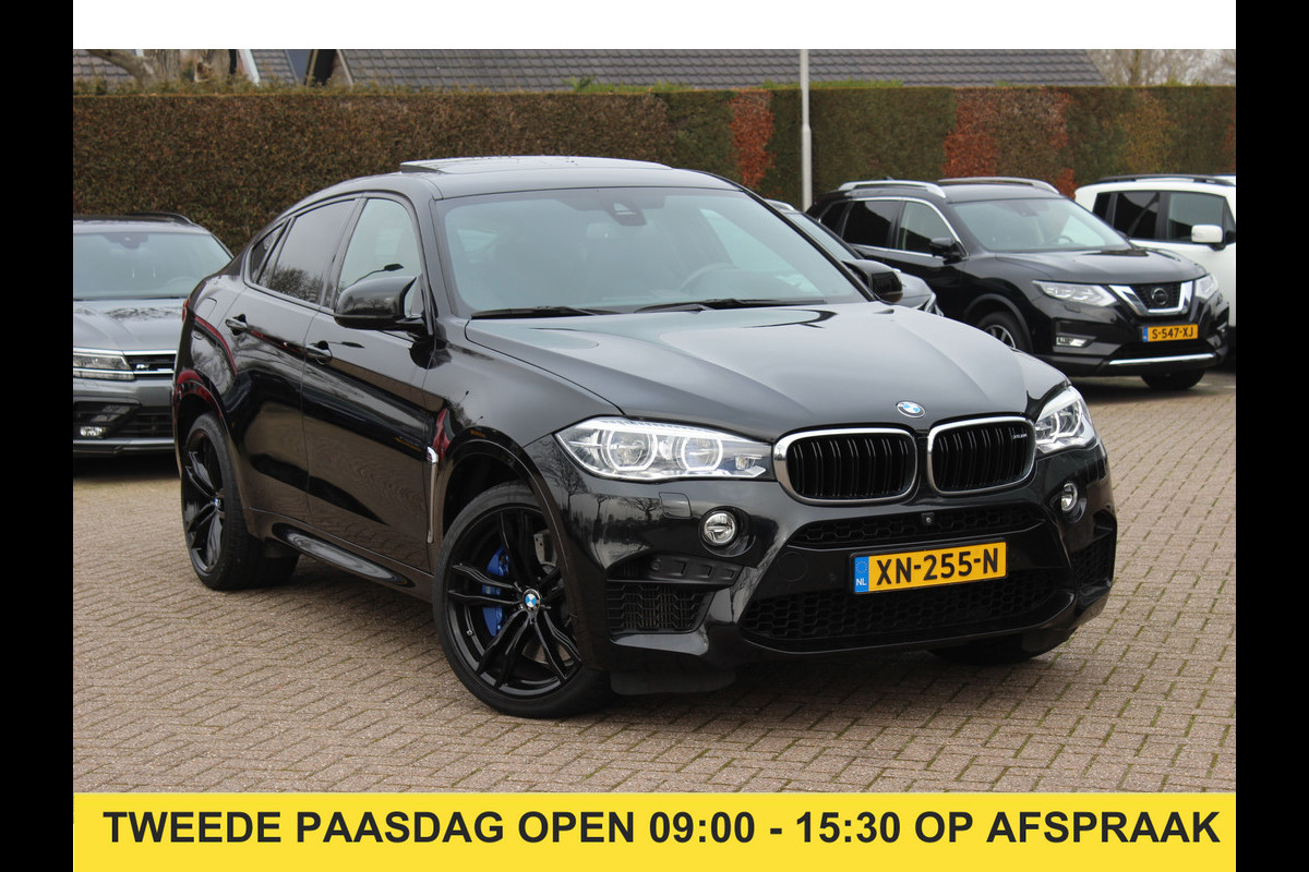 BMW X6 M / NL Auto! / Full option! / NIEUWSTAAT! / Trekhaak / Schuifdak / 360Camera / Carbon intr. / B&O / Softclose / Leder / 21'' / Standkachel / Entertainment System / Luchtvering / Stoelventilatie
