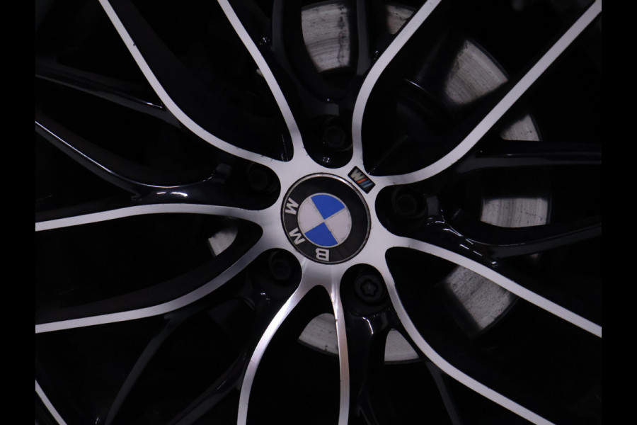 BMW 3 Serie Touring 318i Sportline [SPORTSTOELEN, SPORTVELGEN,STOELVERWARMING, BLUETOOTH, PARKEERSENSOREN ACHTER, CRUISE CONTROL]