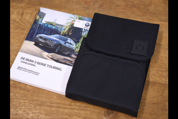 BMW 3 Serie Touring 318i Sportline [SPORTSTOELEN, SPORTVELGEN,STOELVERWARMING, BLUETOOTH, PARKEERSENSOREN ACHTER, CRUISE CONTROL]