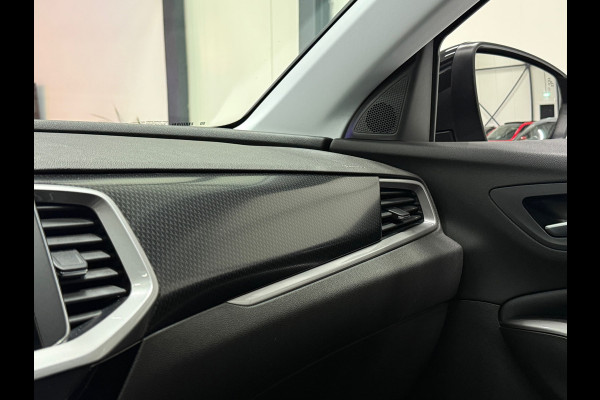 Opel Grandland 1.6 Turbo Black Edition 4x4 GSe Trekhaak Navi Led Cruise Keyless Clima Carplay 360° Camera