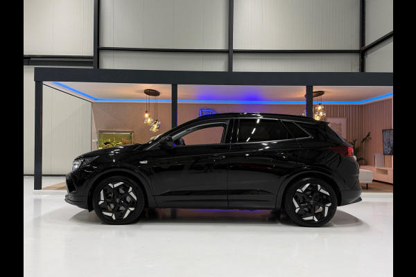 Opel Grandland 1.6 Turbo Black Edition 4x4 GSe Trekhaak Navi Led Cruise Keyless Clima Carplay 360° Camera