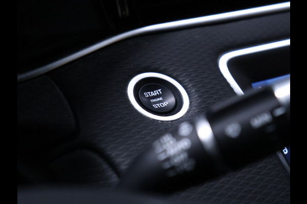 Land Rover Range Rover Evoque 1.5 P300e AWD R-Dynamic S [APPLE CARPLAY, STOELVERWARMING, ACHTERUITRIJCAMERA , PARKEERSENSOREN, CRUISE CONTROL, LANE ASSIST]