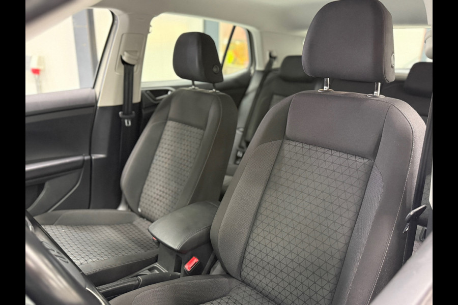 Volkswagen T-Cross 1.0 TSI Life Aut. | Virtual Cockpit | ACC | Trekhaak | Camera