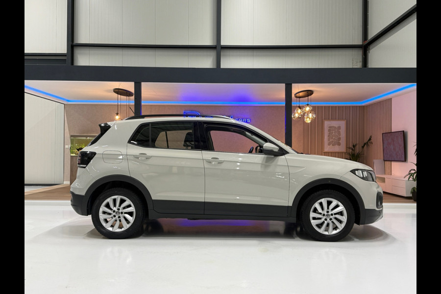 Volkswagen T-Cross 1.0 TSI Life Aut. | Virtual Cockpit | ACC | Trekhaak | Camera