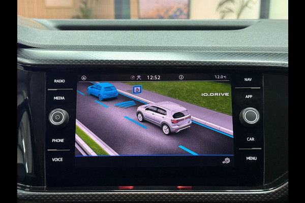 Volkswagen T-Cross 1.0 TSI Life Aut. | Virtual Cockpit | ACC | Trekhaak | Camera