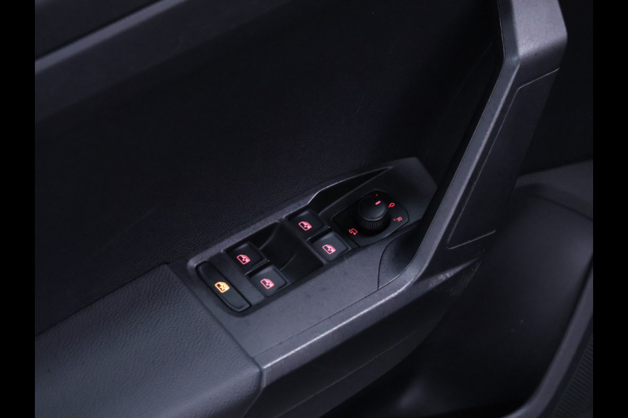 Seat Ibiza 1.0 TSI Style Business Intense [CRUISE CONTROL, APPLE CARPLAY, CAMERA, SENSOREN V+A CLIMATE CONTROLE , MULTIFUNCTIONEEL STUURWIEL, NAVIGATIE, NIEUWSTAAT]