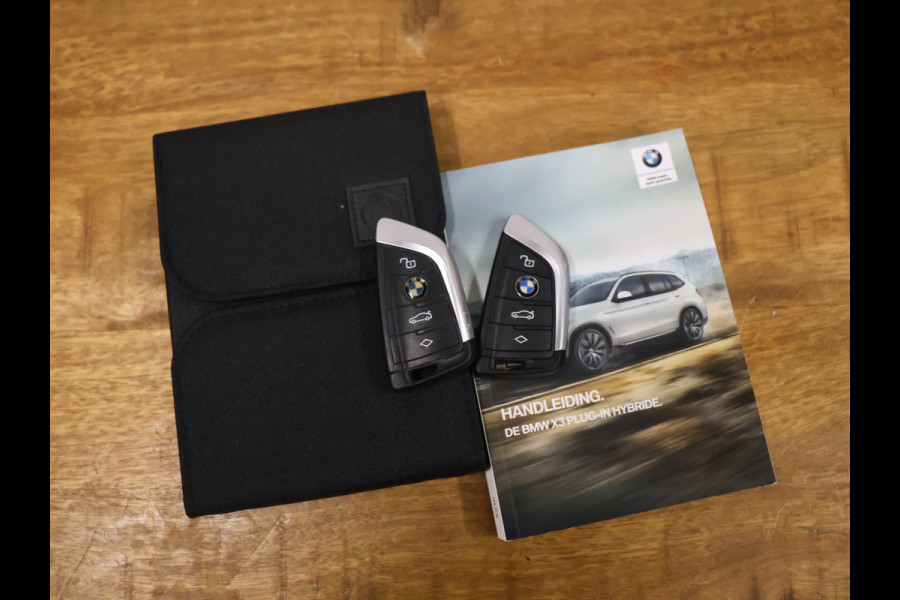 BMW X3 xDrive30e eDrive Edition [SCHUIFKANTELDAK, MEMORY SEATS, ADAPTIVE CRUISE CONTROL, APPLE CARPLAY, ANDROID AUTO, ACHTERUITRIJCAMERA, PDC V+A, STOELVERWARMING, NIEUWSTAAT]