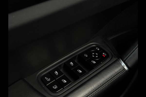 Porsche Cayenne 3.0 E-Hybrid M22 SPORTCHRONO 360 CAMERA LEDER LED