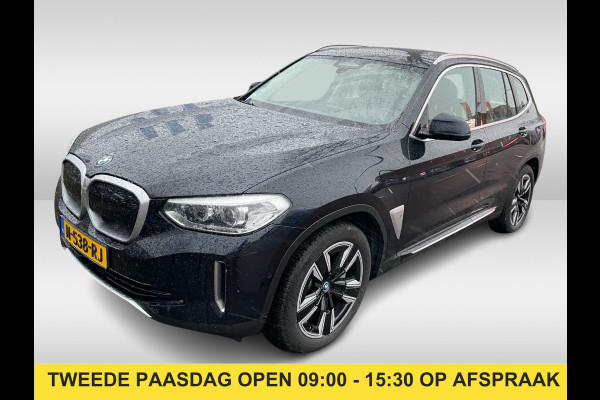 BMW iX3 Executive 80 kWh / Panoramadak / 360Camera / 20'' / Leder / Harman Kardon / Navigatie / Memory seats / Dodehoek / DAB / Stoelverwarming / Cruise Control Adaptief