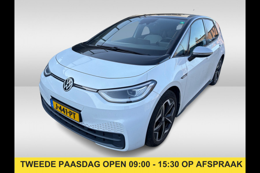 Volkswagen ID.3 First Plus 58 kWh / SoH 89% / Camera / Keyless / Matrix LED / Interieurvoorverwarming / 19'' / DAB / Navigatie / Stoel+Stuurverwarming / ACC