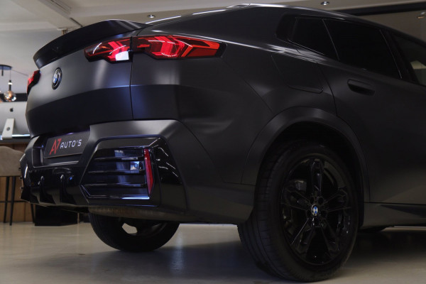 BMW X2 SDrive20i LEER/HUD/STOELV/CARPLAY/BLINDSPOT/360CAM/VOL