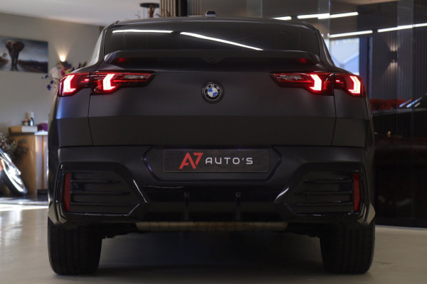 BMW X2 SDrive20i LEER/HUD/STOELV/CARPLAY/BLINDSPOT/360CAM/VOL