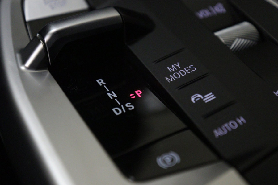 BMW X2 SDrive20i LEER/HUD/STOELV/CARPLAY/BLINDSPOT/360CAM/VOL