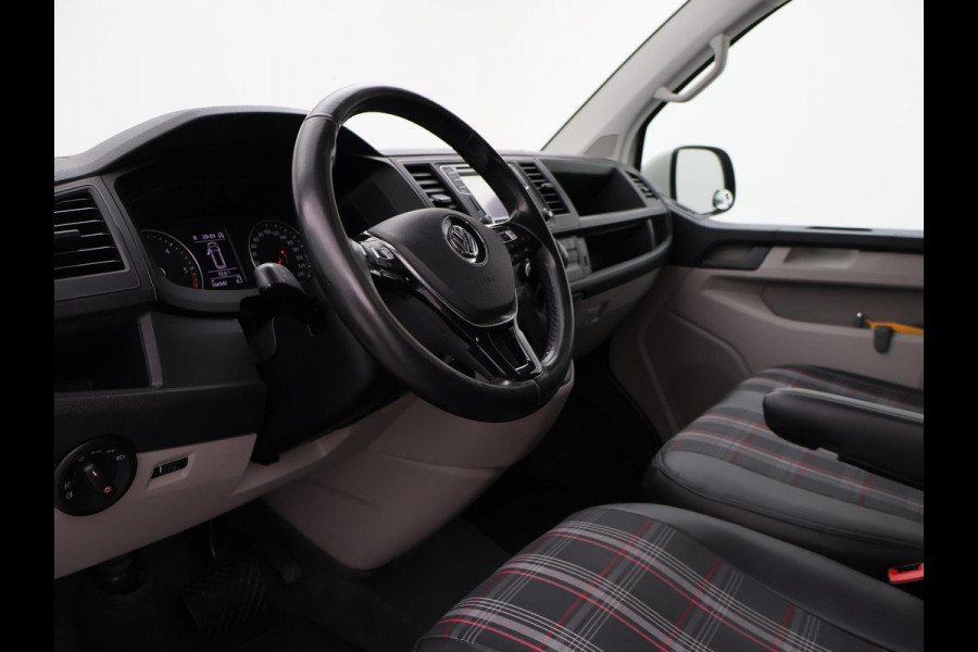 Volkswagen Transporter 2.0 TDI 150 PK DSG AUT. L1H1 HIGHLINE + CARPLAY | ADAPTIVE CRUISE | TREKHAAK | LMV