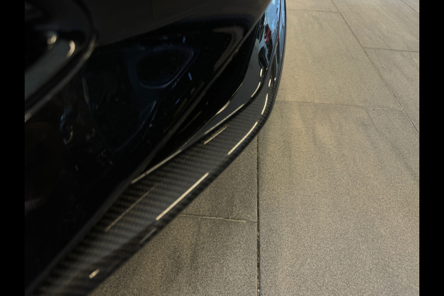 Audi RS6 Avant 4.0 TFSI quattro Pano|Ceramic|Carbon|B&O 3D